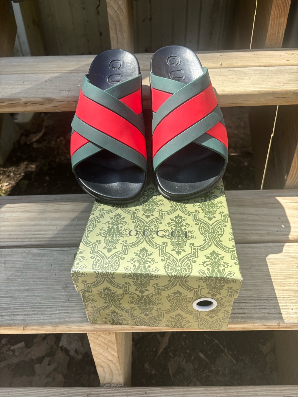 Mens Gucci slide sandals size 9